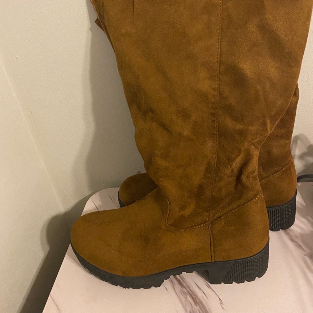 Brown never been worn suede high knee boots